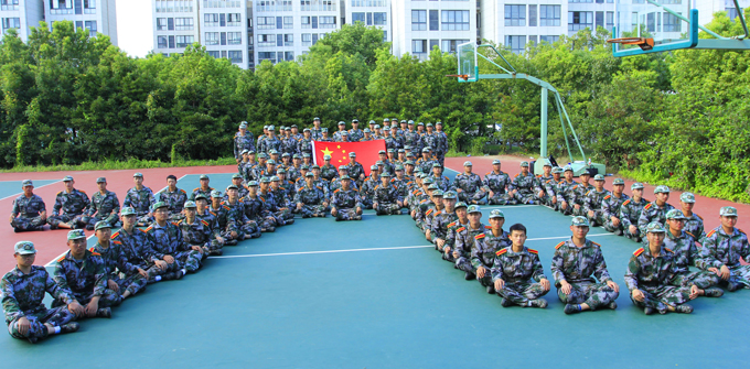 祝福祖國(guó)(王云平攝影).JPG